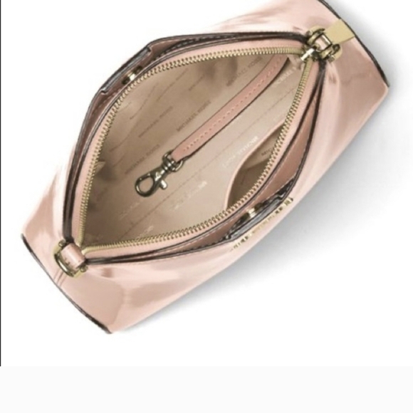 Michael Kors Patent Leather Mercer Handbag Pink - Picture 14 of 16